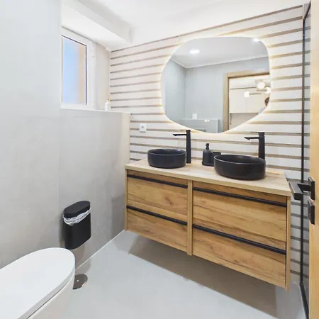 아파트 Brand-new 1br W/ A/c - Principe Real | By Airnest *